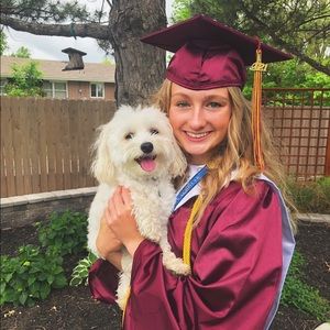 Meet your Posher, Claire